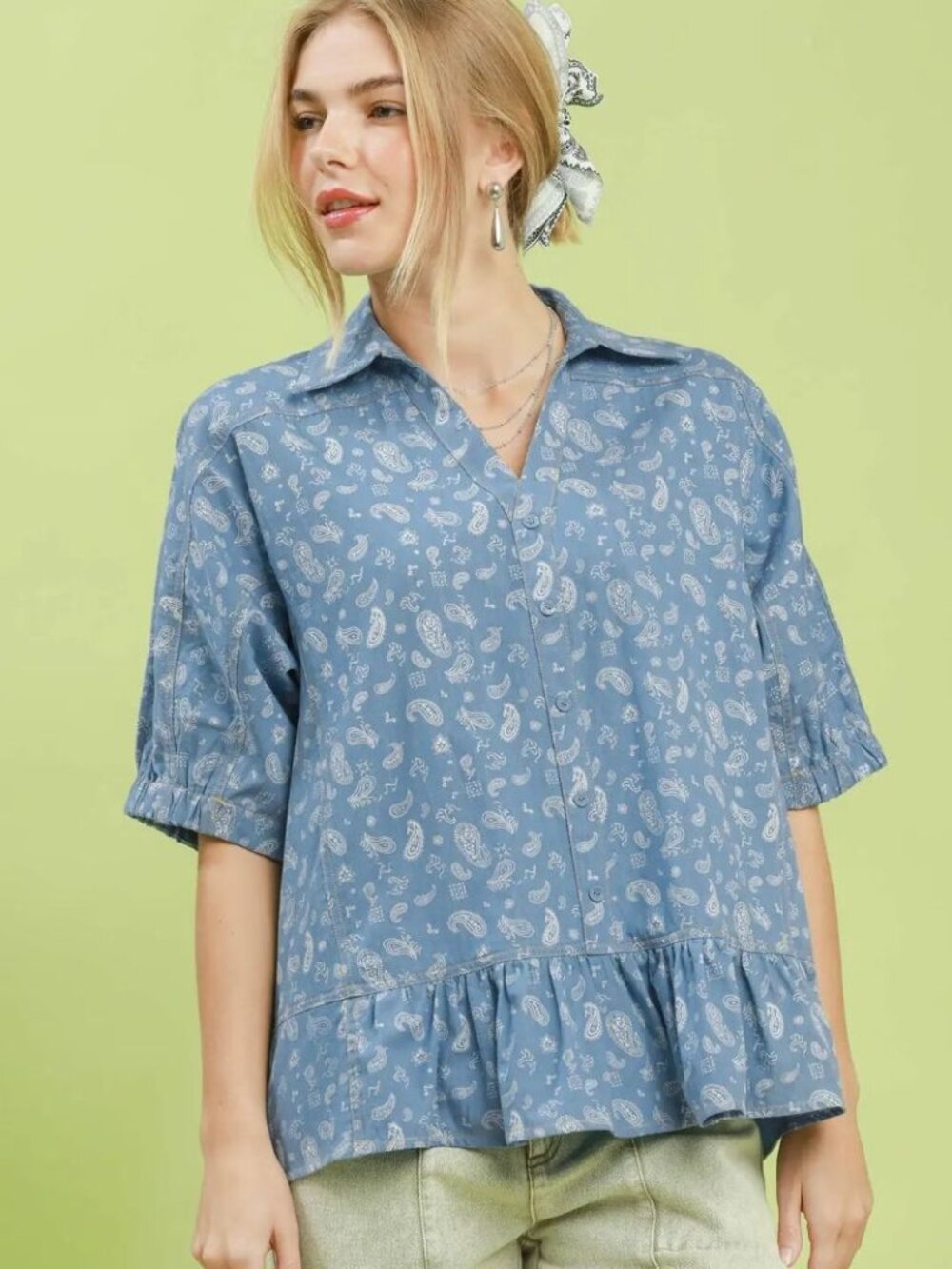 Umgee Paisley Print Chambray Top NWT🛍️